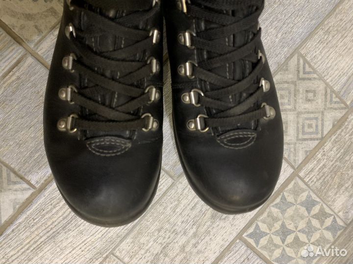 Ботинки Ecco 36