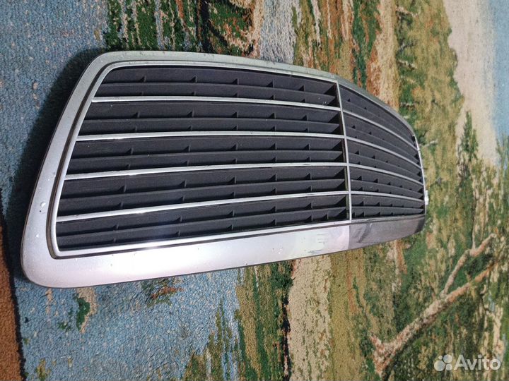 Решетка радиатора Мерседес e220