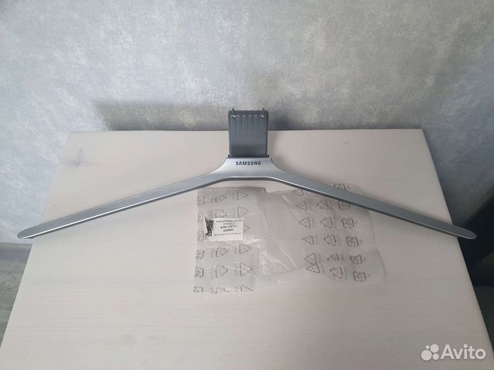 Крепёж для Samsung 32 BN96-41874A