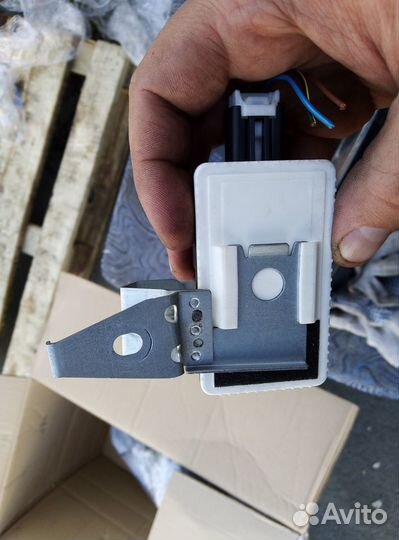 Блок управления центральным замком Mazda 6 GH