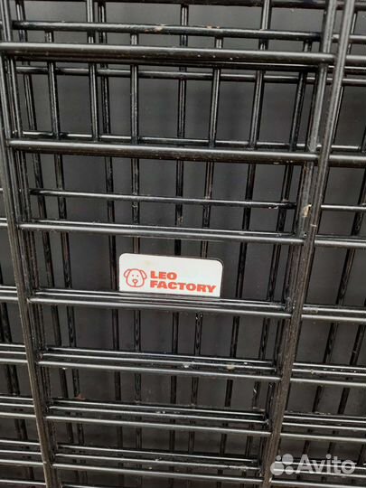 Клетка для собак LEO factory №4 93x67x71 см черная