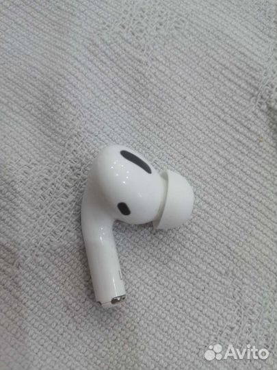 Реплика Аерподс про оригинала