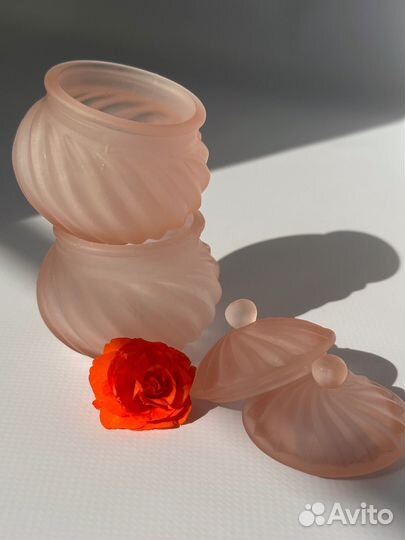 Баночки розовое стекло Европа винтаж