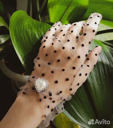 Перчатки из фатина