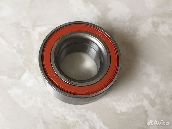 Подшипник задней ступицы колеса Audi 80/90/A6/A8