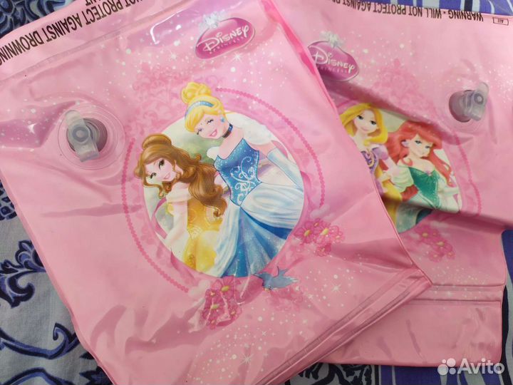 Нарукавники Disney и очки для плавания Indiigo