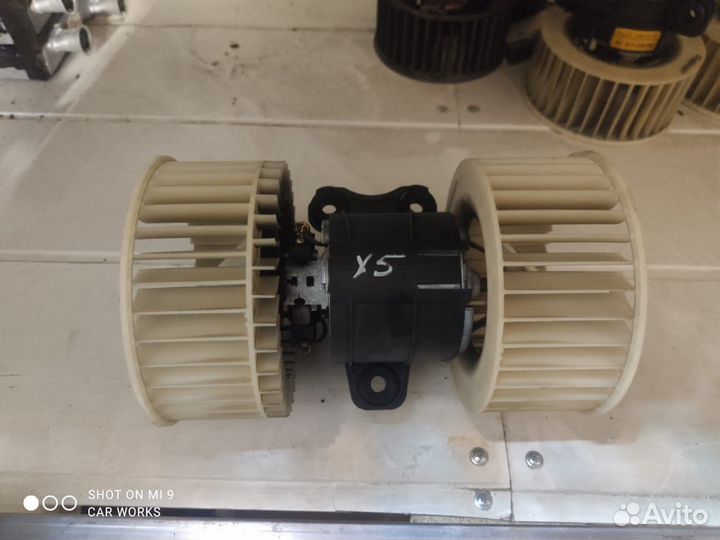 Вентилятор печки бмв Х5 Е39 Е53