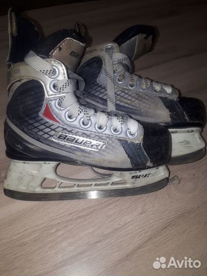Коньки хоккейные детские