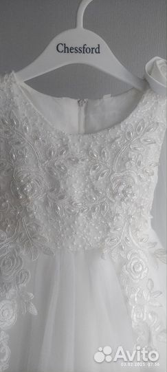 Платье нарядное для девочки 98-104