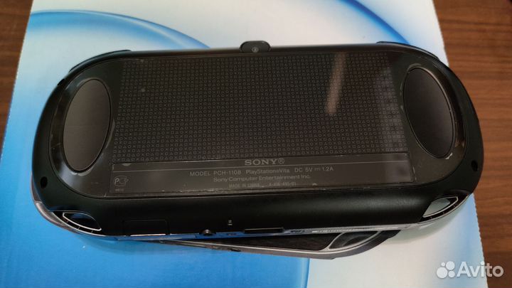 Sony Playstation Vita PCH-1108