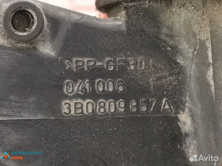 Лючок топливного бака Volkswagen Passat B5 1998