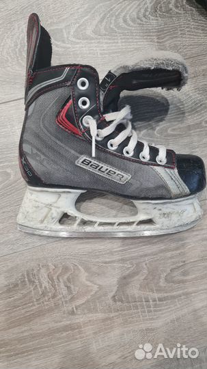 Хоккейные коньки bauer vapor