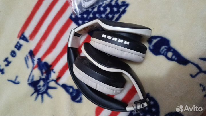 Беспроводные наушники