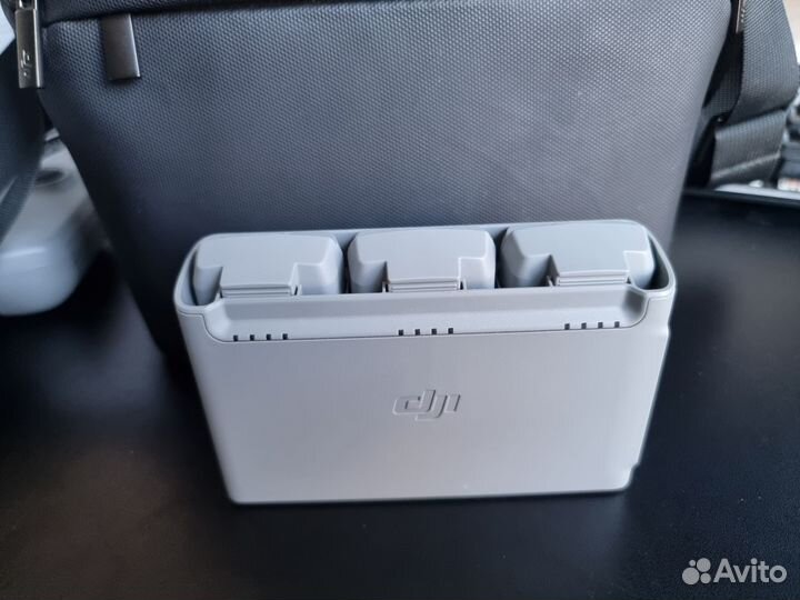 Квадрокоптер DJI Mini 2 Fly More Combo