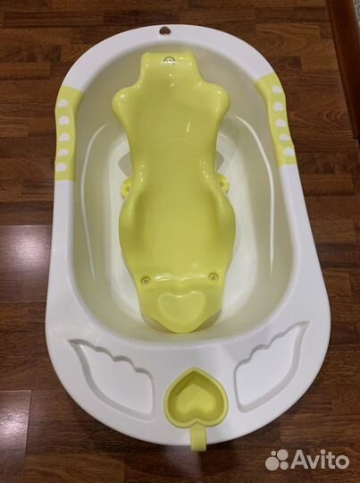 Ванночка для купания с кругом на шею