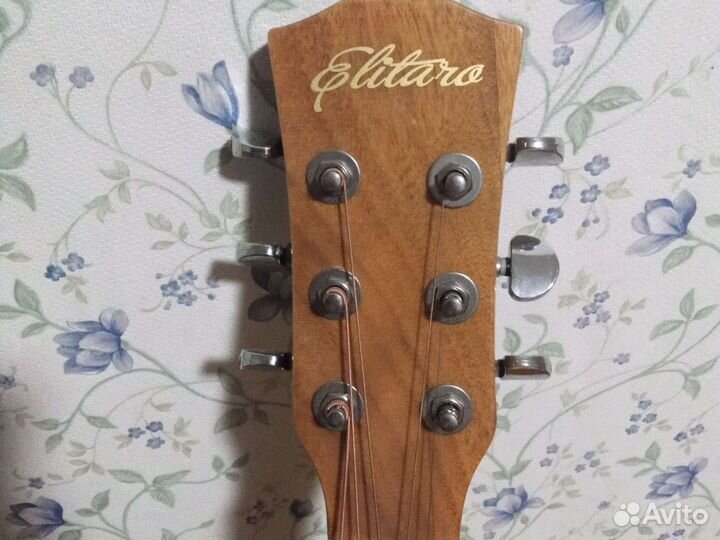 Акустическая гитара elitaro