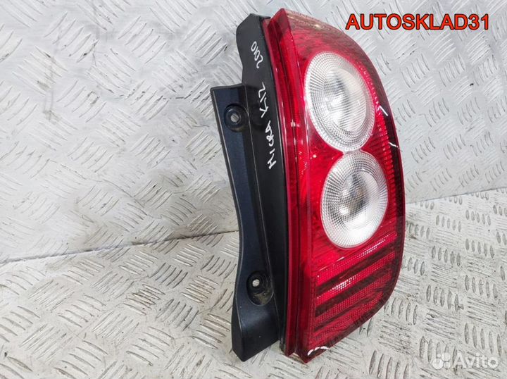 Фонарь задний правый Nissan Micra K12E 26554BC10A