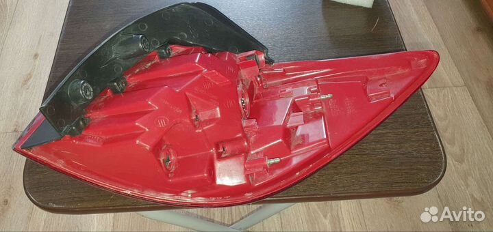 Задний левый фонарь kia sportage 3