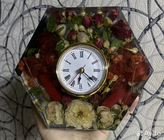 Часы для интерьера