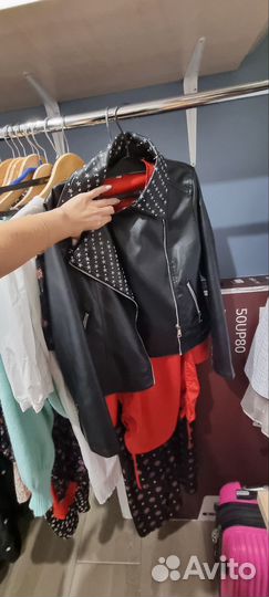 Куртка.Коженка женская 44