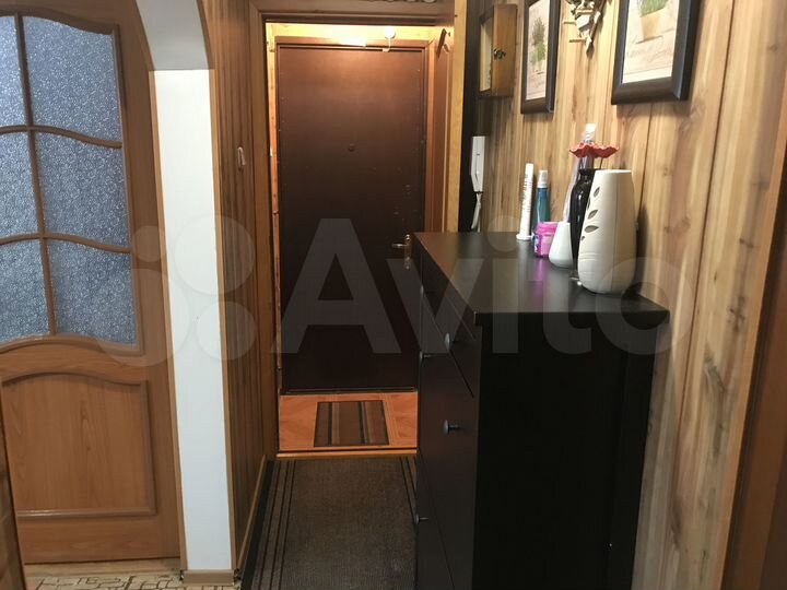 3-к. квартира, 64 м², 1/6 эт.