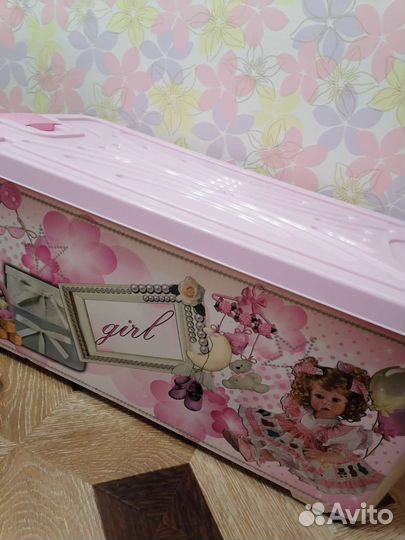 Оромный контейнер