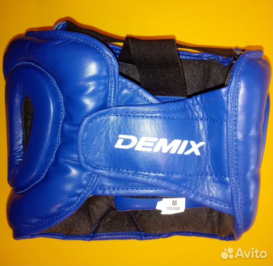 Боксёрские перчатки детские 4 унции капы шлем