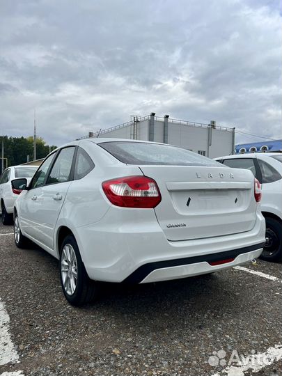 LADA Granta 1.6 МТ, 2023