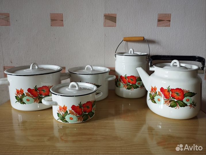 Набор эмалированной посуды (новый)