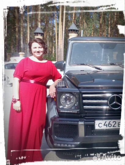 Ведущая на торжество