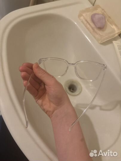 Прозрачные очки