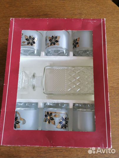 Набор графин и рюмки