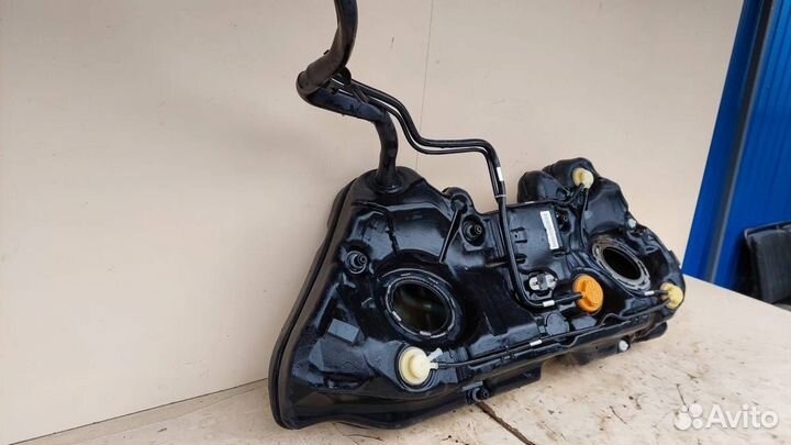 Бак топливный Mercedes-Benz E-Class W212 2009-2016