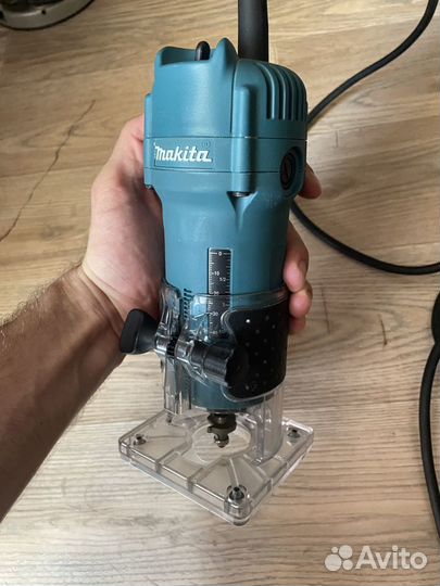 Фрезер Makita 3709 (триммер)