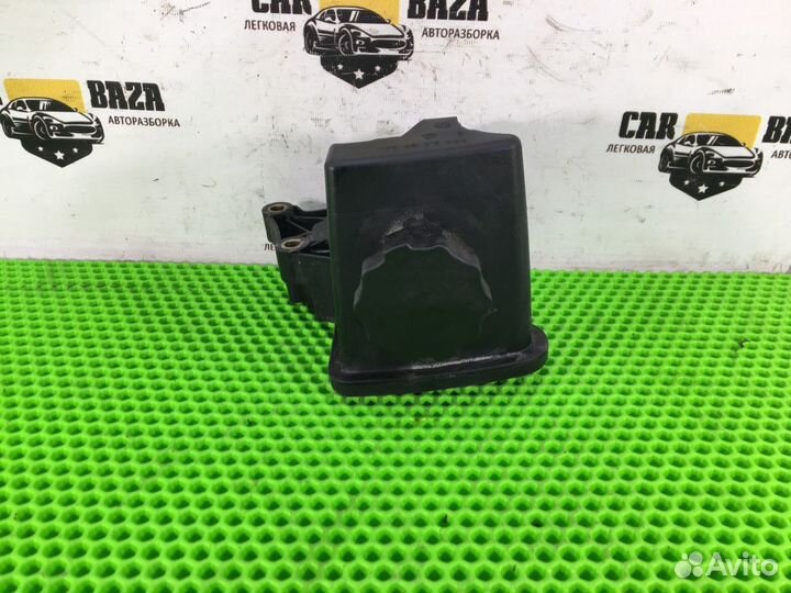 Бачок гидроусилителя Mercedes-Benz E-class