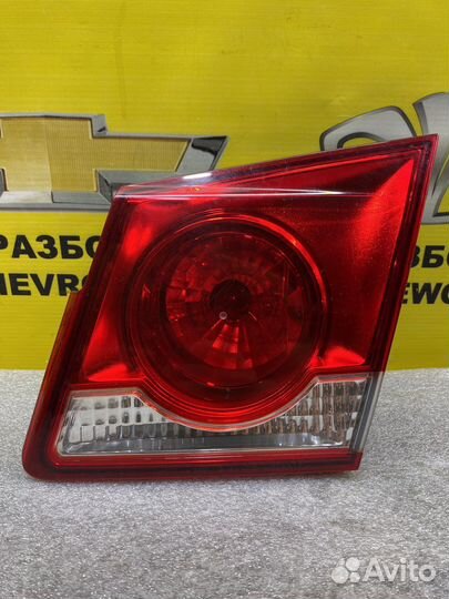 Фонарь крышки багажника chevrolet cruze