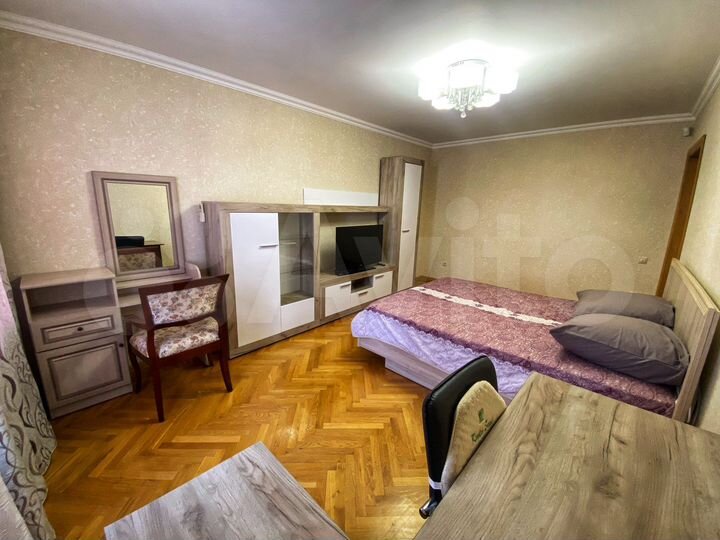 3-к. квартира, 74 м², 2/4 эт.