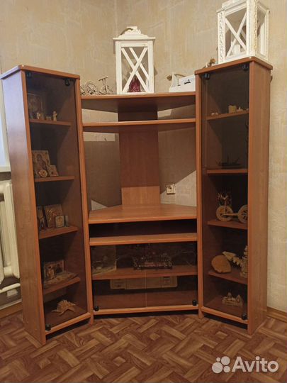 Полка напольная угловая