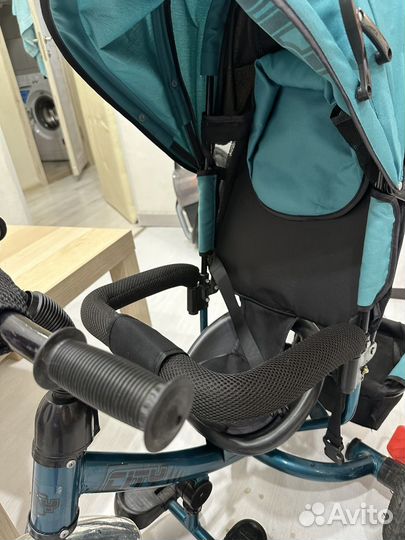 Велосипед детский трехколесный с ручкой