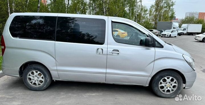 Hyundai Grand Starex 2.5 AT, 2008, 377 000 км