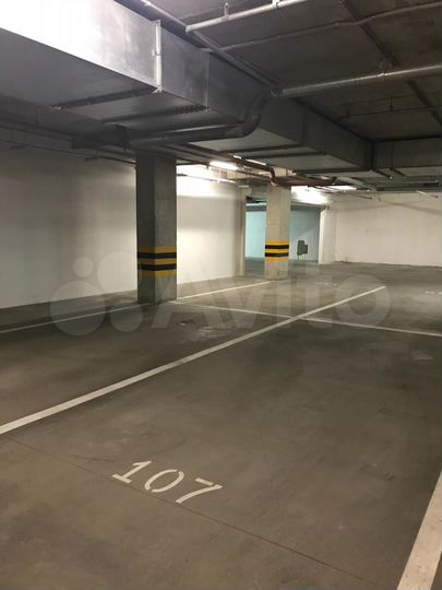 Машиноместо, 12 м²