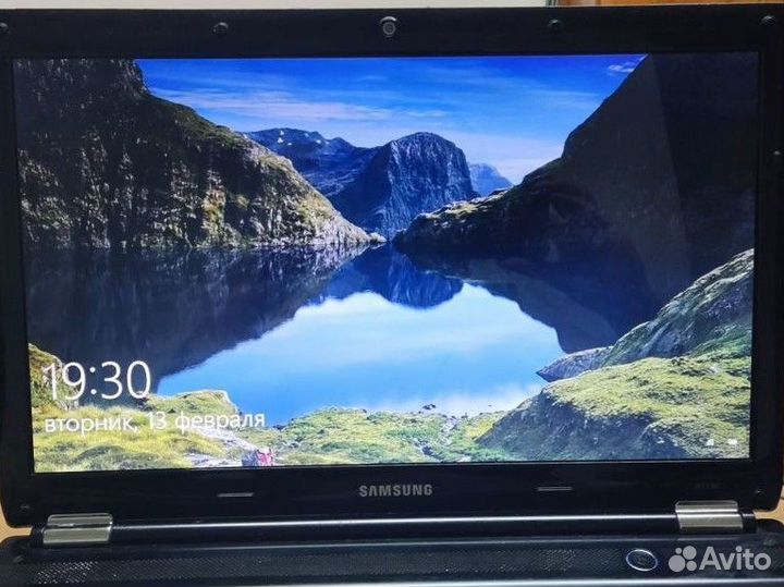 Ноутбук Samsung rc530
