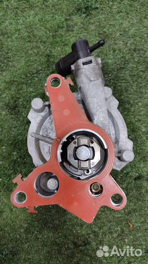 Насос вакуумный Nissan Qashqai J11 2014