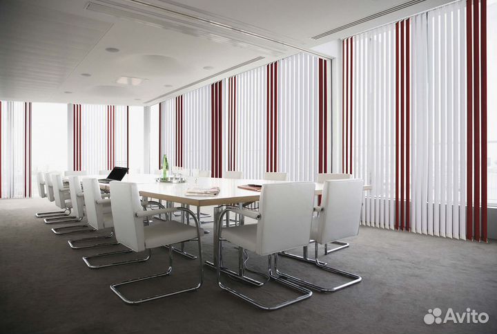 Вертикальные жалюзи в офис