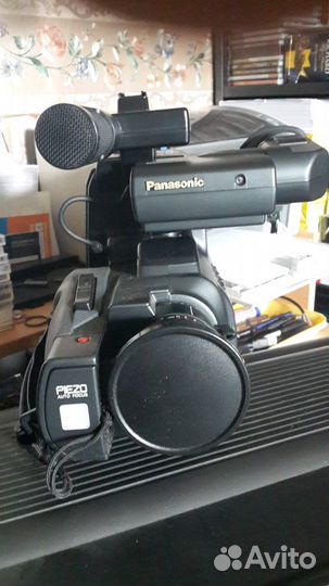Видеокамера VHS Panasonic M10