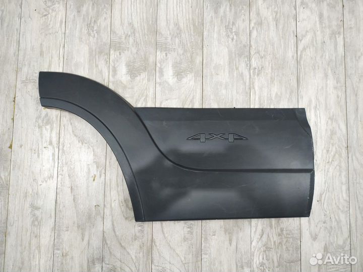 Молдинг двери задней правой 2123 Шевроле Нива