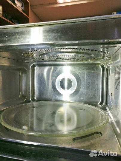 Микроволновка Panasonic NN-C784MF на запчасти