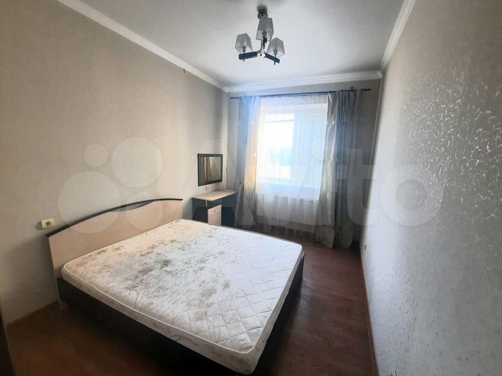 2-к. квартира, 54 м², 2/12 эт.