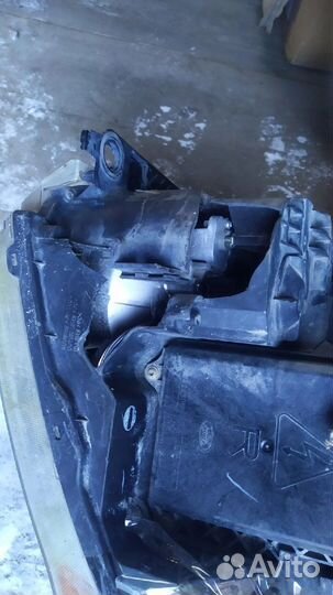 Фара передняя правая land rover discovery 3