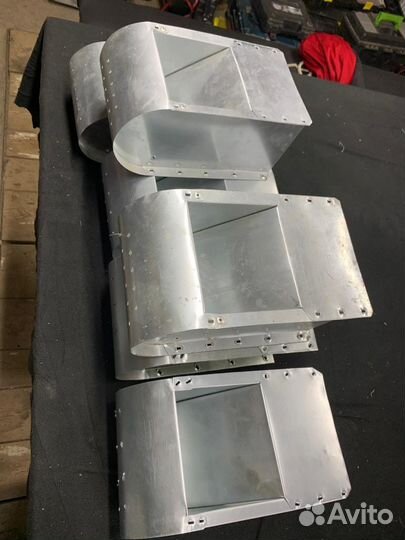 Бункерные кормушки для кроликов,кур и переелов